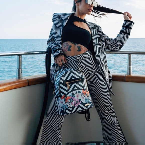 💦SPRAYGROUND "Cool" Glass House Savage Backpack👜🛍️ Need This for Trip!!! - Picture 11 of 16